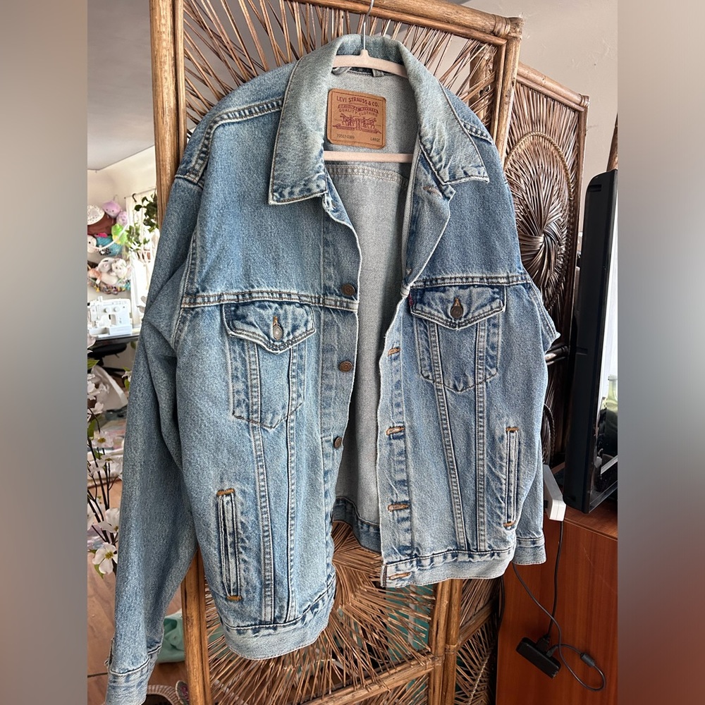 Levi’s Men’s L Vtg Blue Denim Red Tab Jeans Trucker Jacket 70507-0389